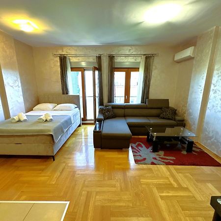 Renta Stanovi Podgorica Apartment Екстериор снимка