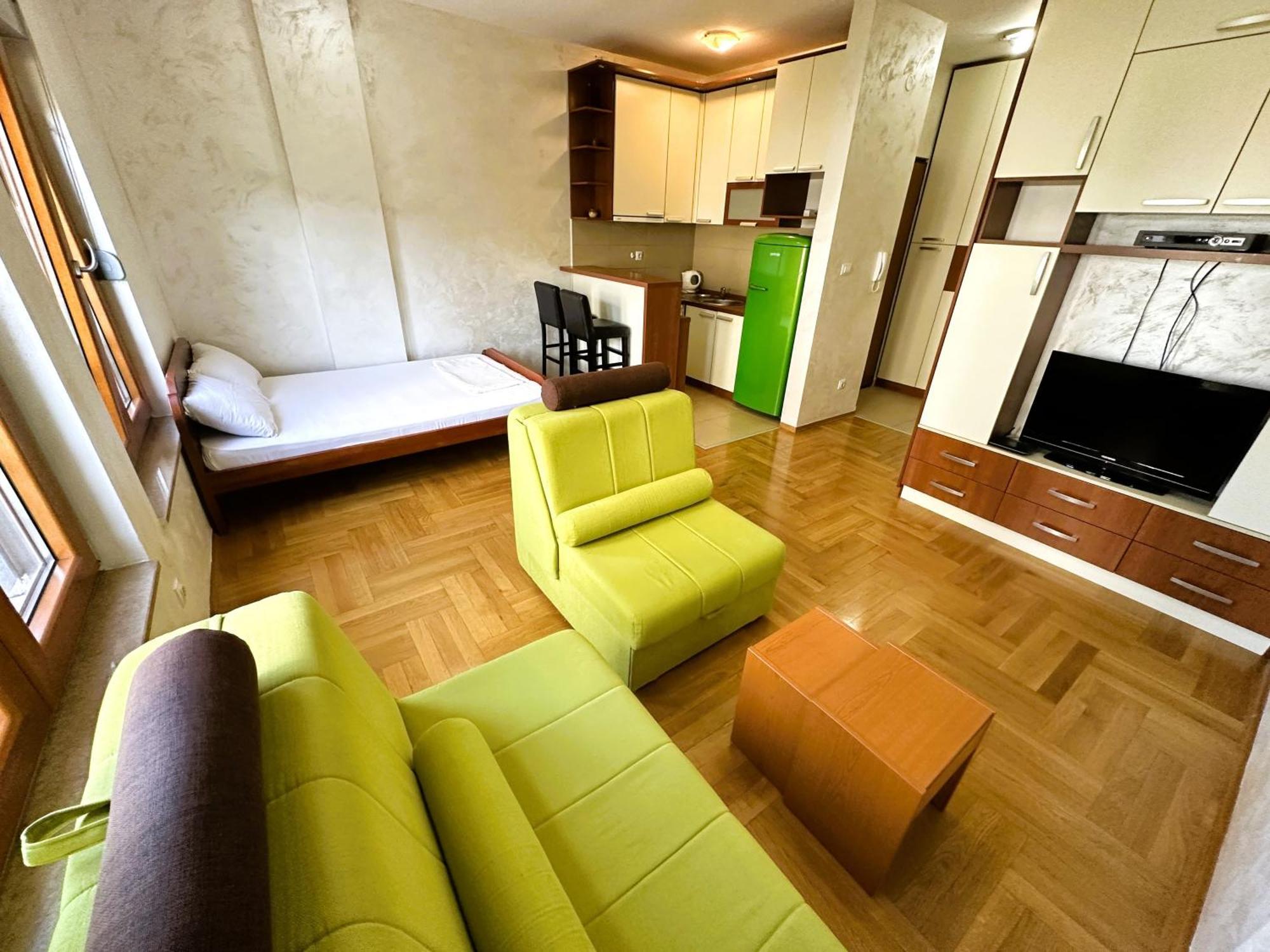 Renta Stanovi Podgorica Apartment Екстериор снимка